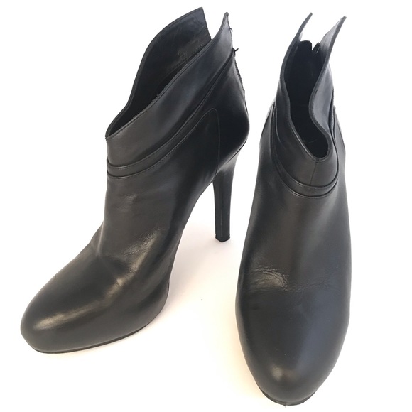 Jessica Simpson leather zip booties - Picture 1 of 3